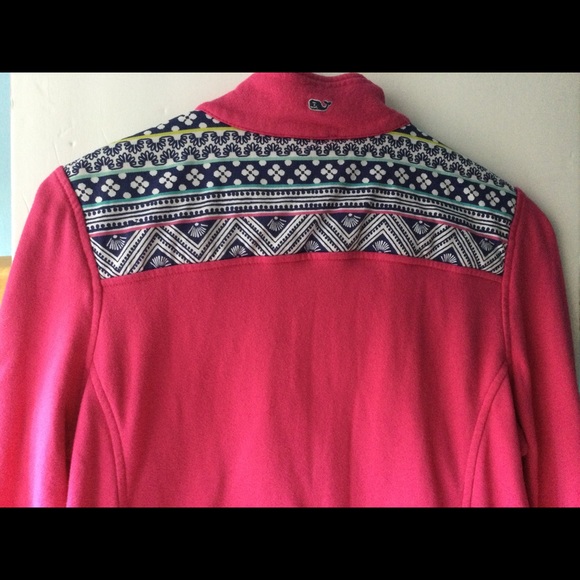 vineyard vines sweatshirt - Picture 3 of 11